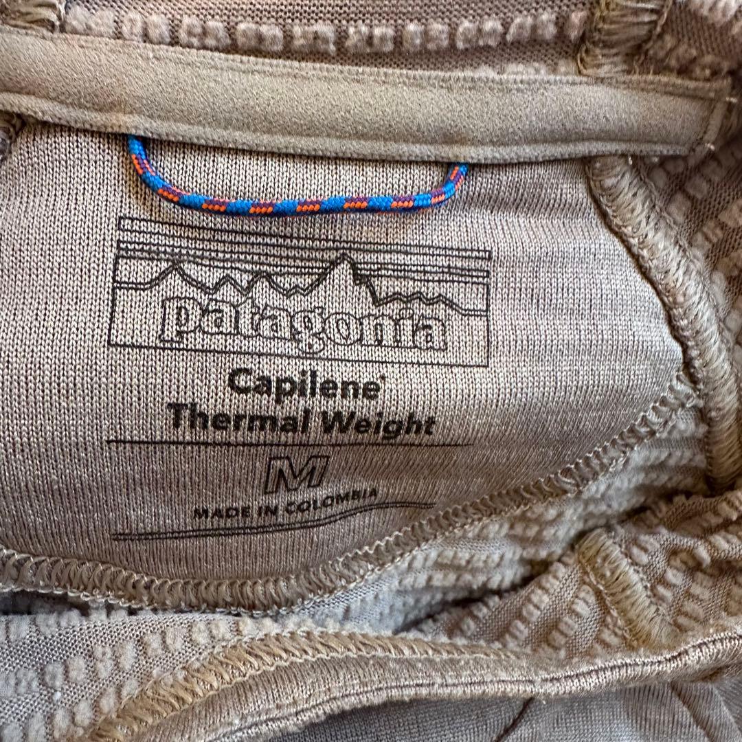 Patagonia キャプリーンサーマルフーディ（メンズM）