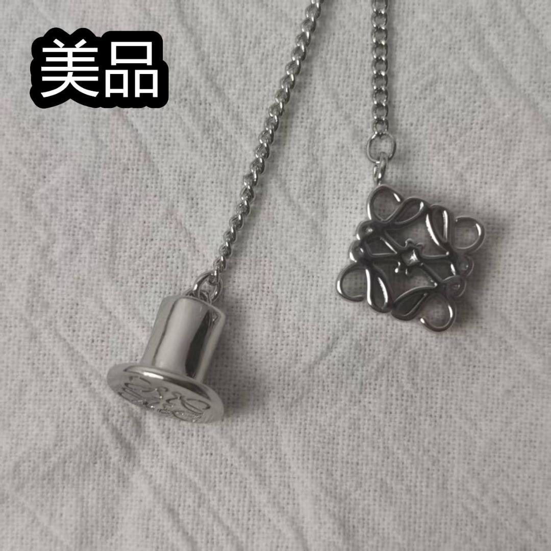 ロエベ ネックレス アナグラム パーソナライゼーション