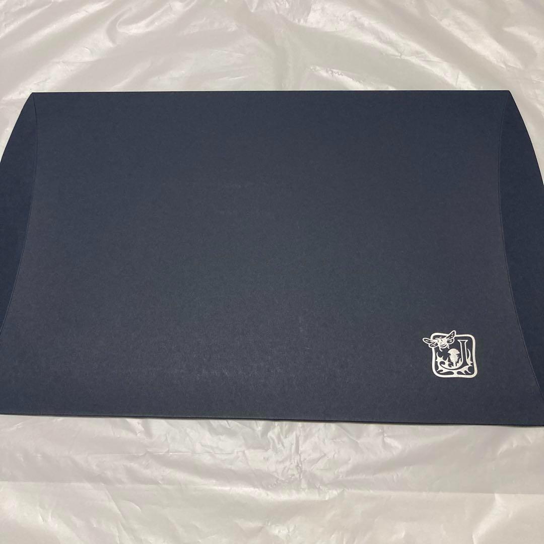 新品 ジョンストンズ カシミヤ100％ 大判ストール ブラック＆ホワイト