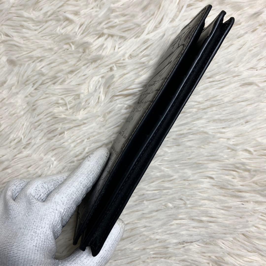 Berluti ベルルッティ サンタル カリグラフィ 折り財布