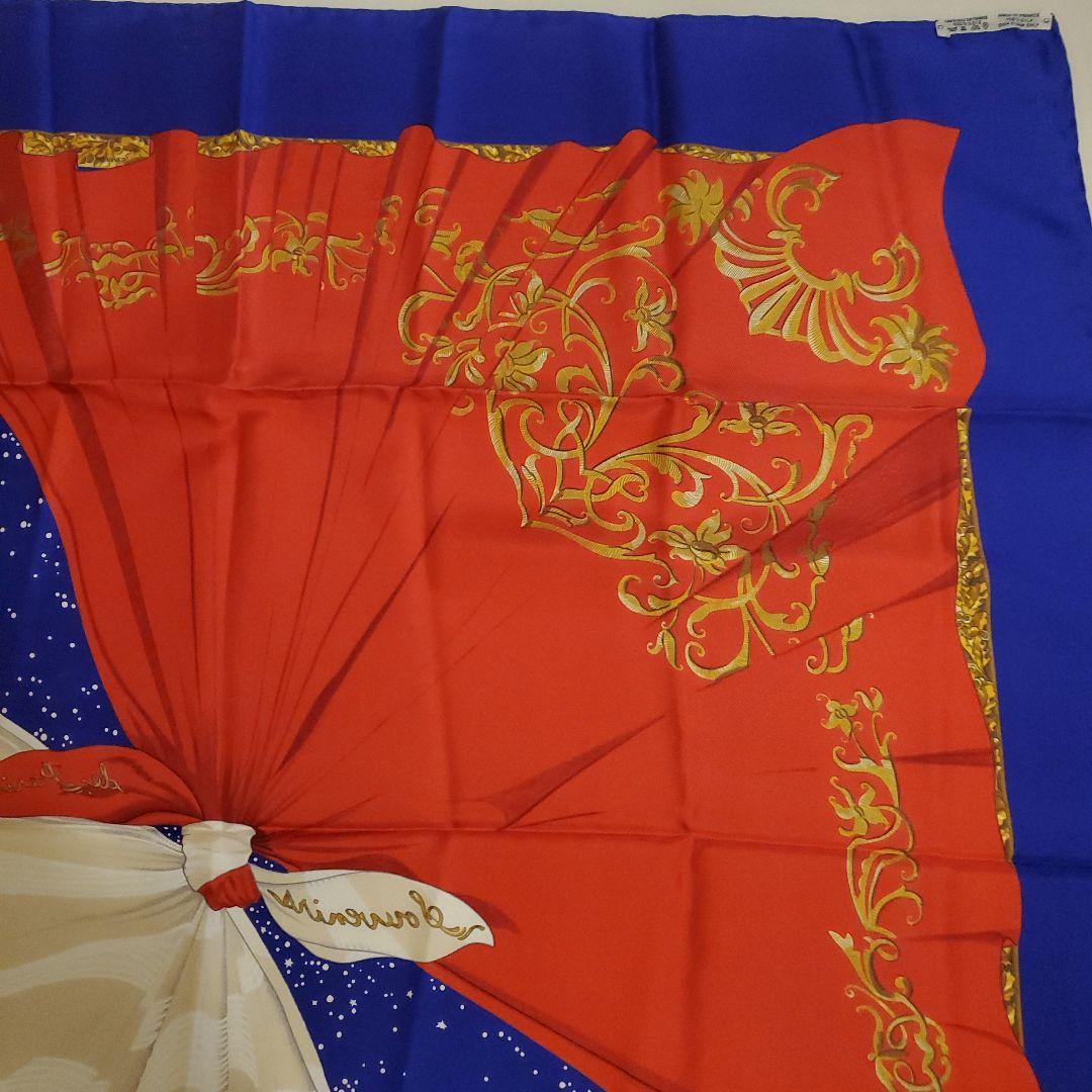 HERMES　エルメス　カレ90《SOUVENIRS DE PARIS》