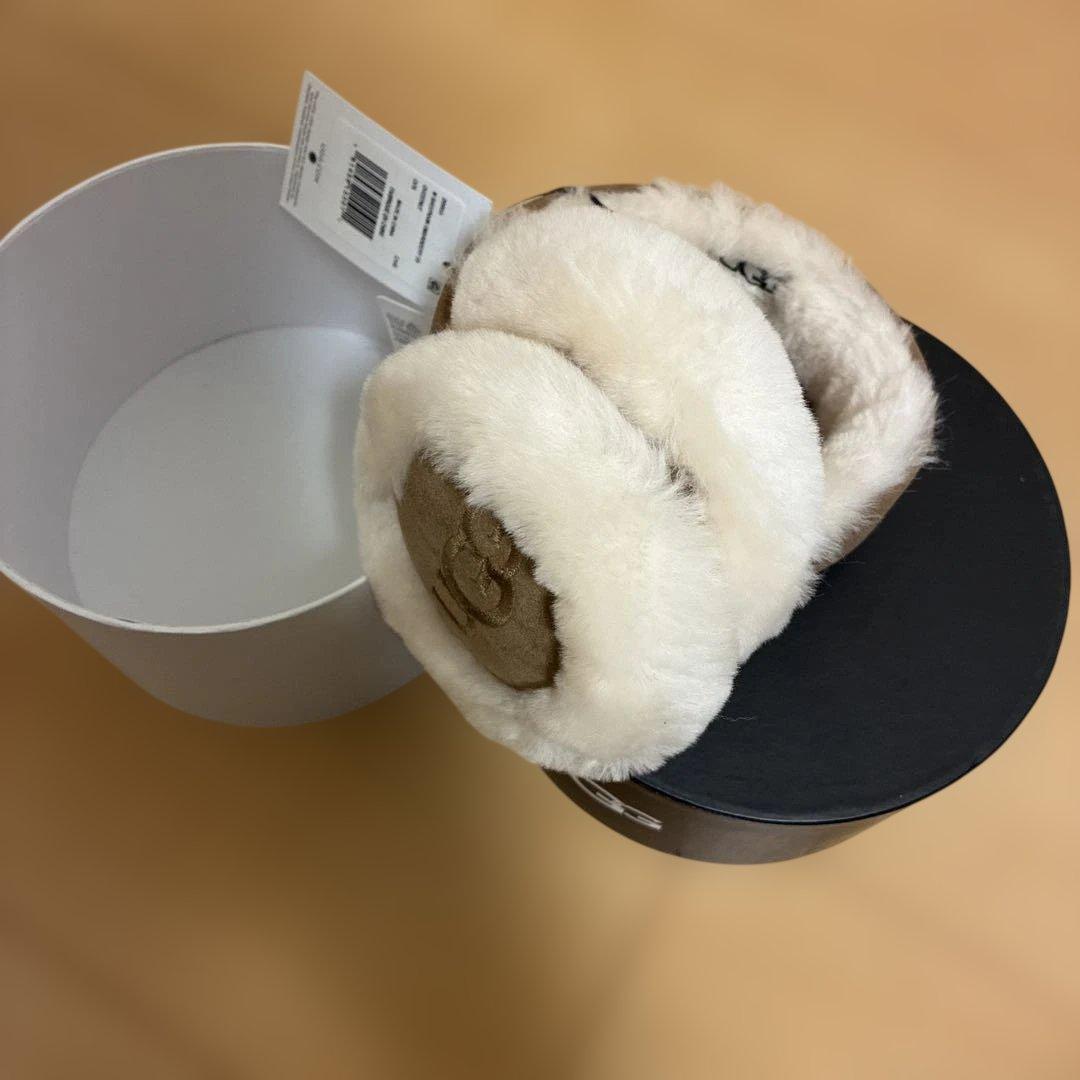 ［新品未使用］UGG シープスキン イヤーマフ Chestnut