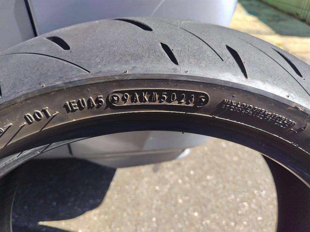 DUNLOP 中古 前後セット　120/70ZR17 180/55ZR17