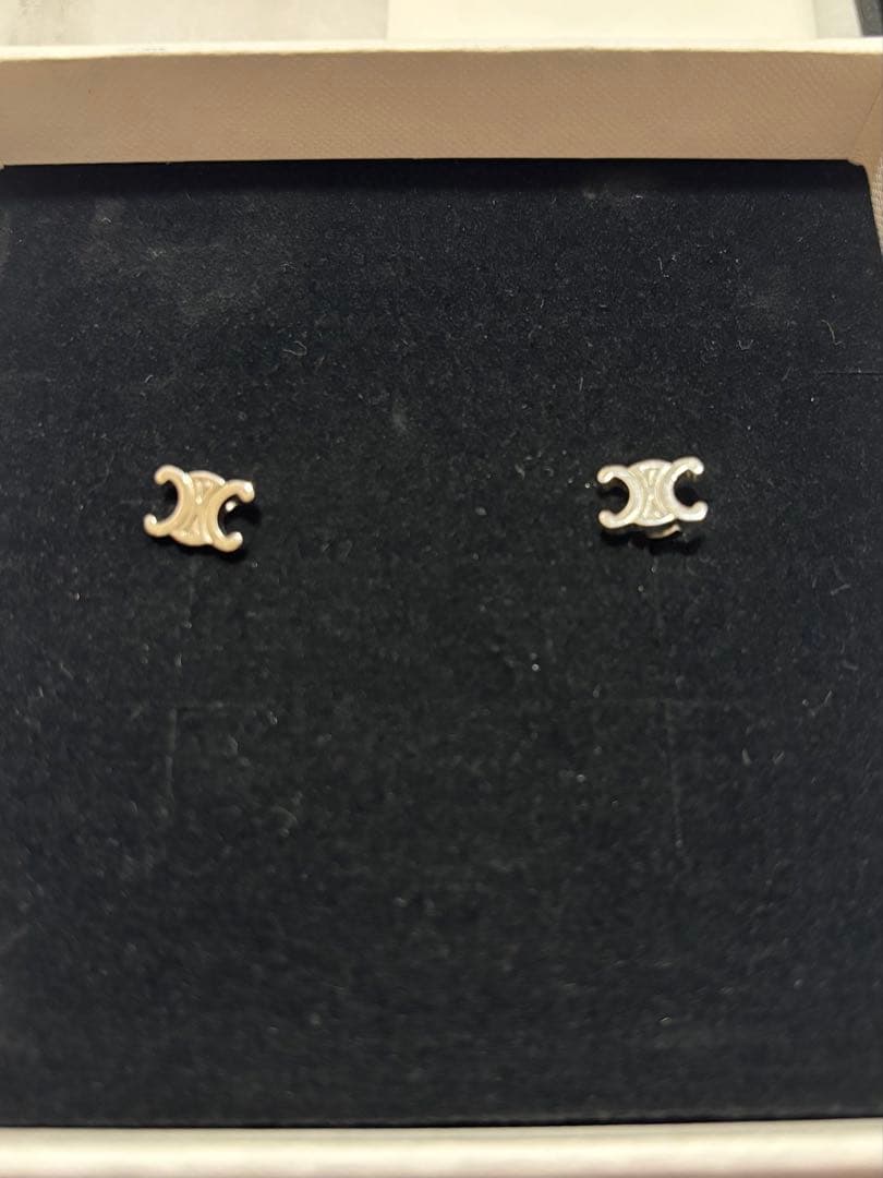 CELINE セリーヌピアス　シルバー