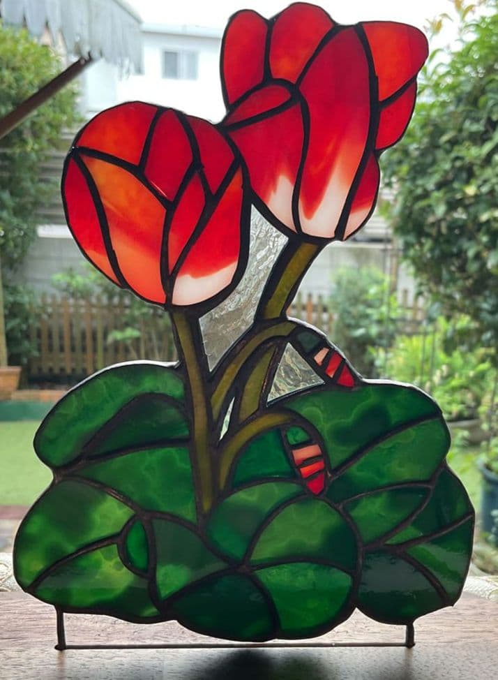 ステンドグラスパネル　シクラメン（レッド)