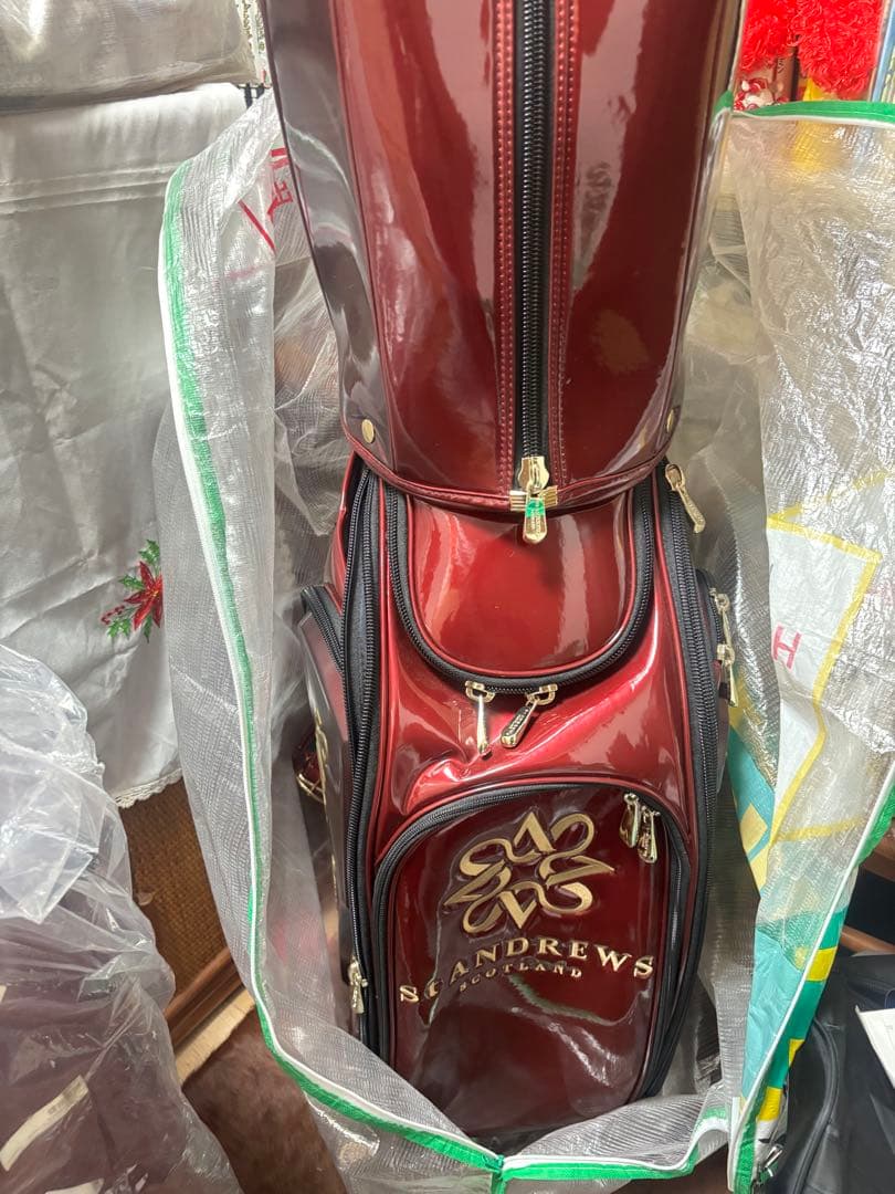 ST ANDREWS ゴルフバッグ ワインレッド　ボルドー