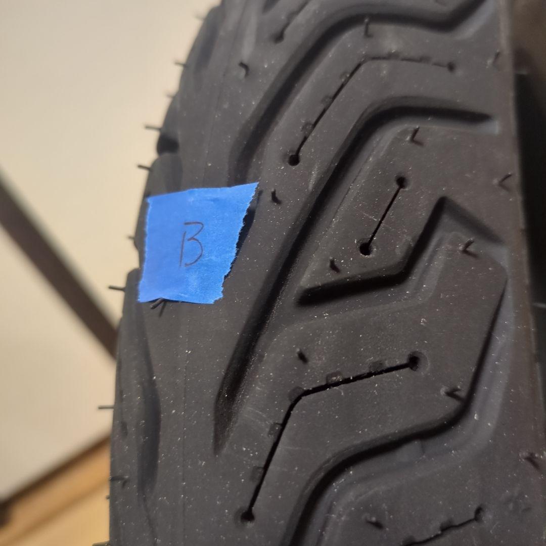 ミシュラン　中古バイクタイヤ2本　90/90-14M/C52SREINF