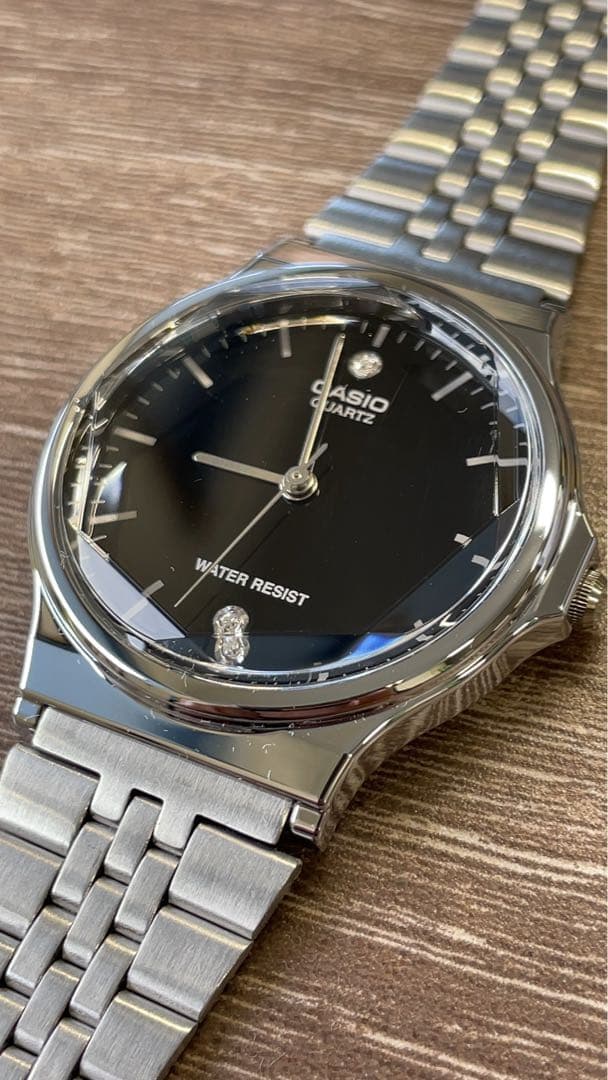 CASIO MQ-1000D-1A2DF ダイヤ入りチプカシ　チープカシオ