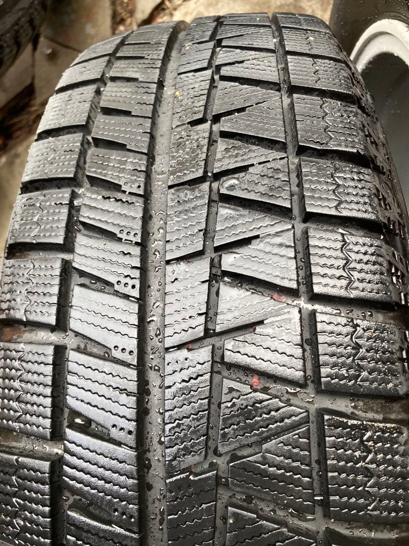 トヨタ プリウス純正15インチ スタッドレスタイヤ ホイールセット