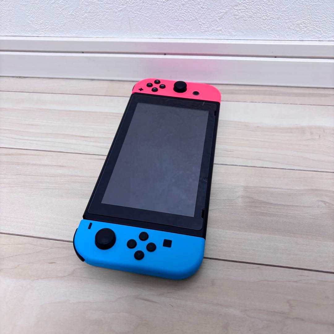 【未使用に近い】バッテリー強化版　Nintendo Switch スイッチ　本体