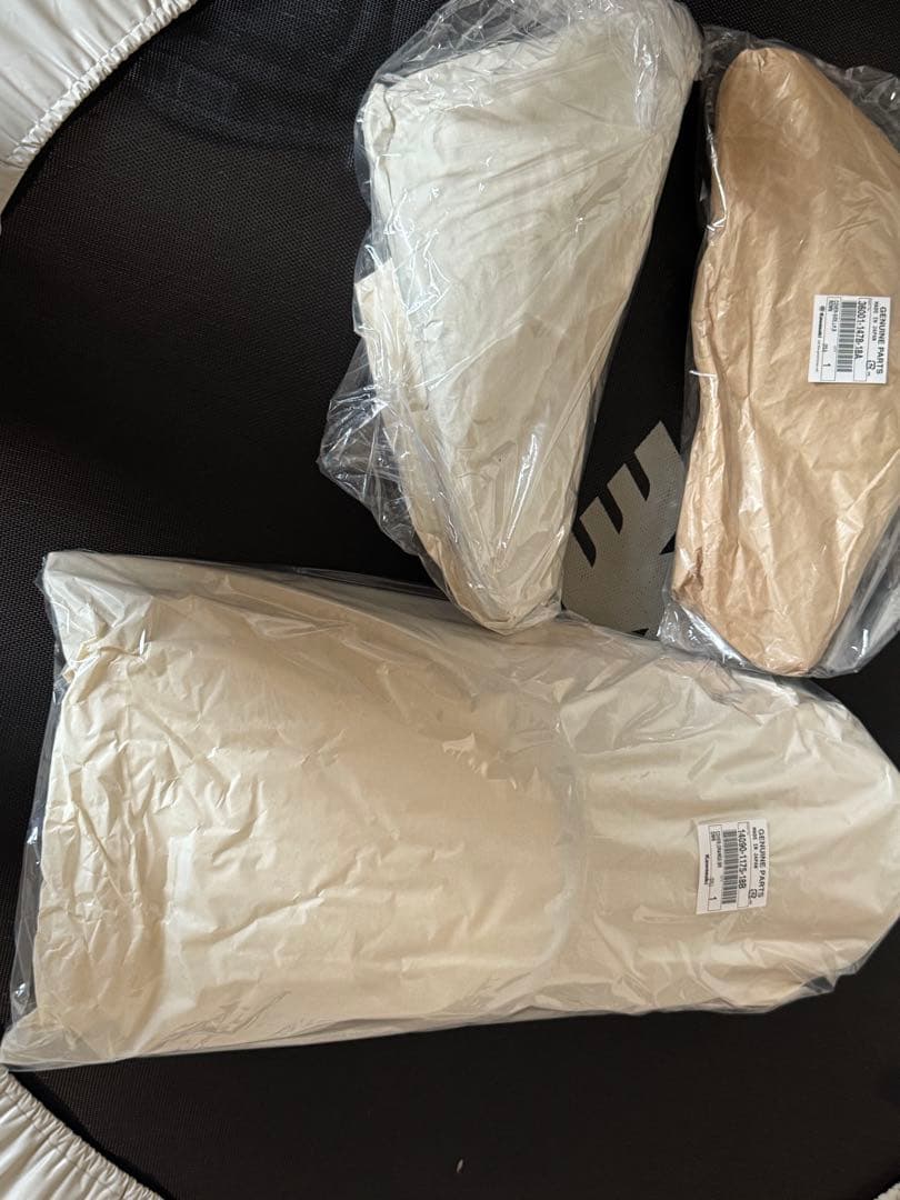 モンキー877【純正】【新品】【未使用】ゼファー1100 外装セット