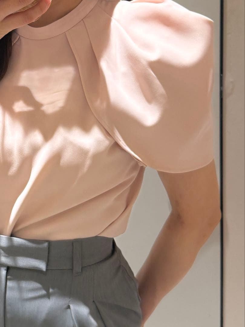 アニュアンス フォルムショルダーブラウス　ピンク