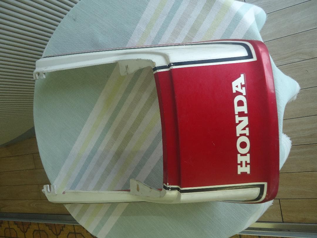 ホンダ　CBX400F　中古テールカウル　白赤　純正