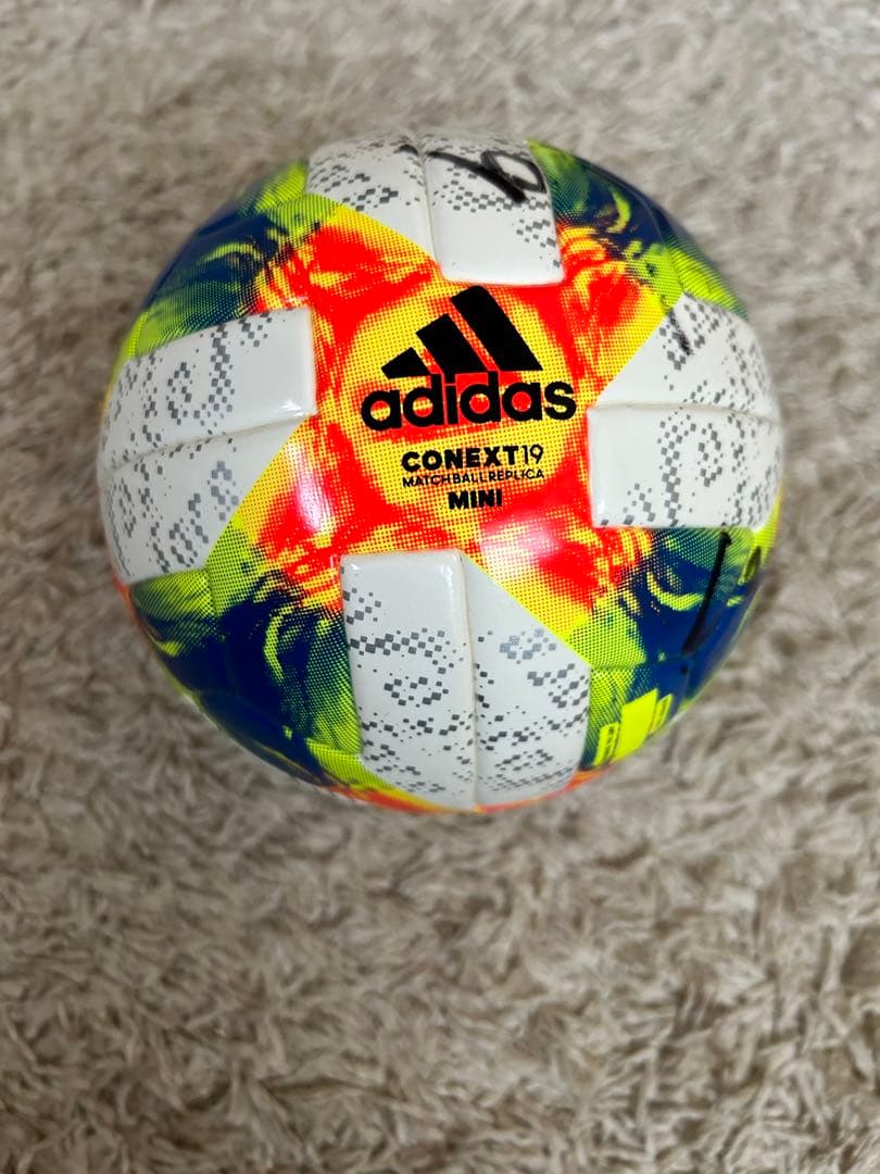 南野拓実　日本代表　サインボール