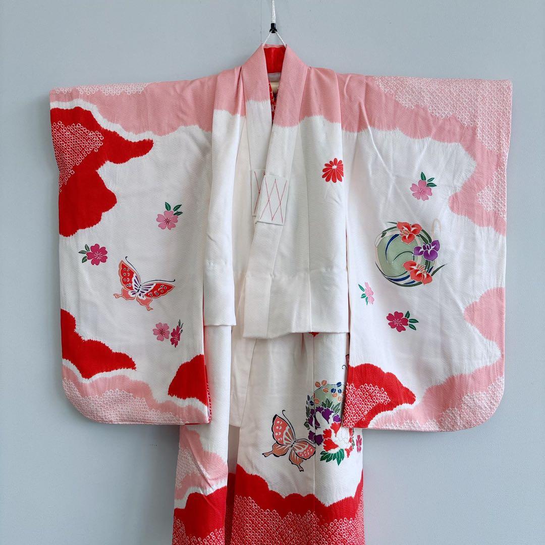 七五三　３歳女の子　産着リメイク　きもの長襦袢　しぼり　ピンク白赤　蝶　7040
