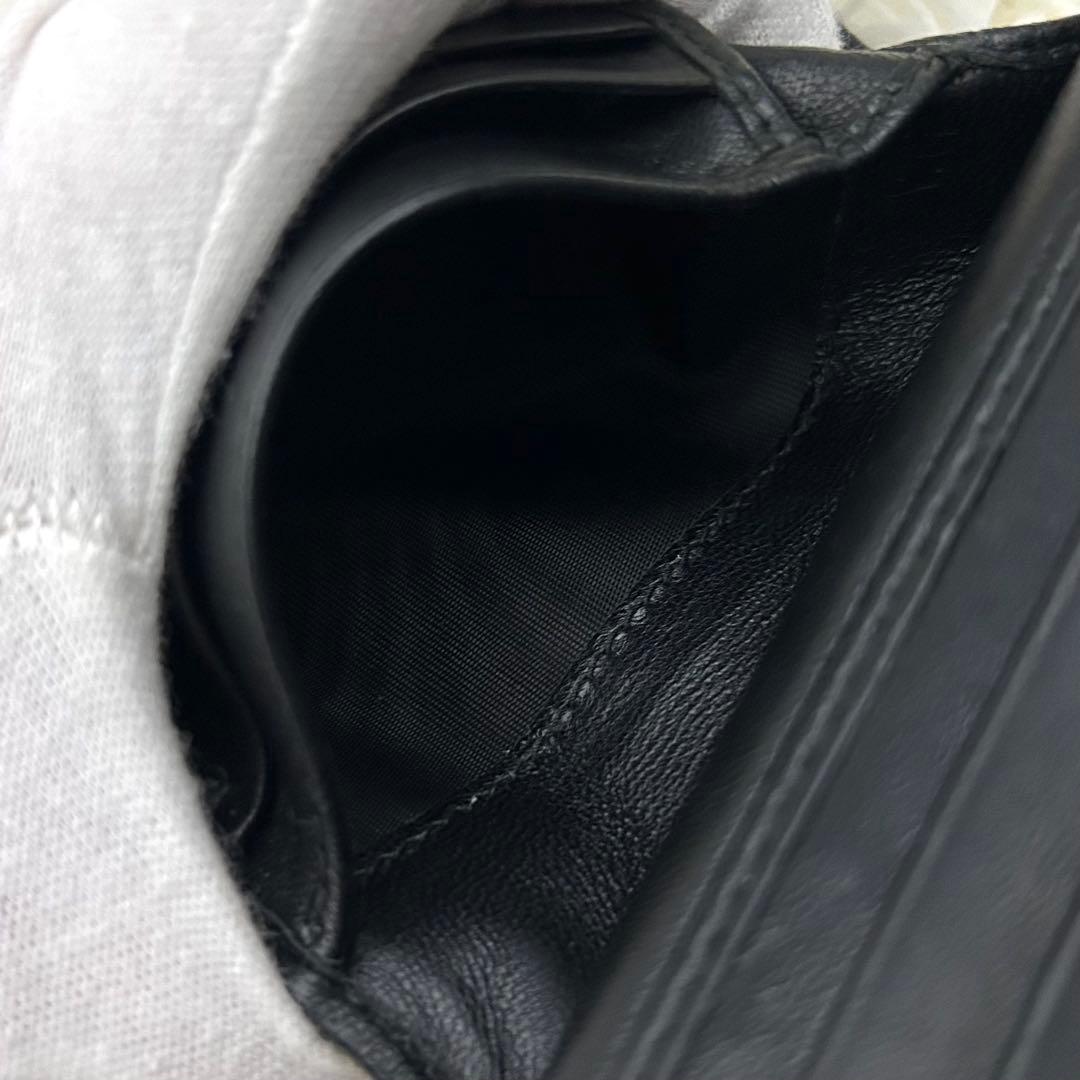 【極美品】ICチップ内蔵 MIUMIU マテラッセ レザー 二つ折り財布