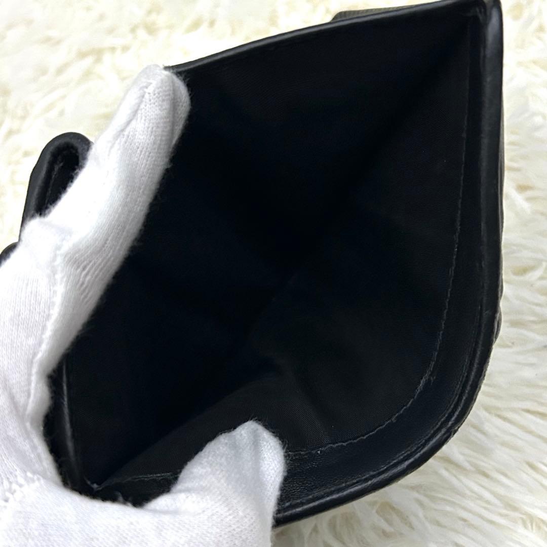 【極美品】ICチップ内蔵 MIUMIU マテラッセ レザー 二つ折り財布