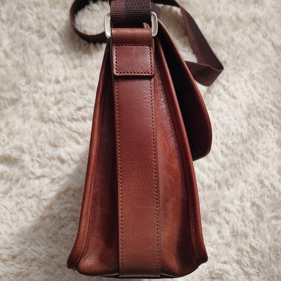 aniary/アニアリ ブラウンレザーショルダーバッグ ターンロック