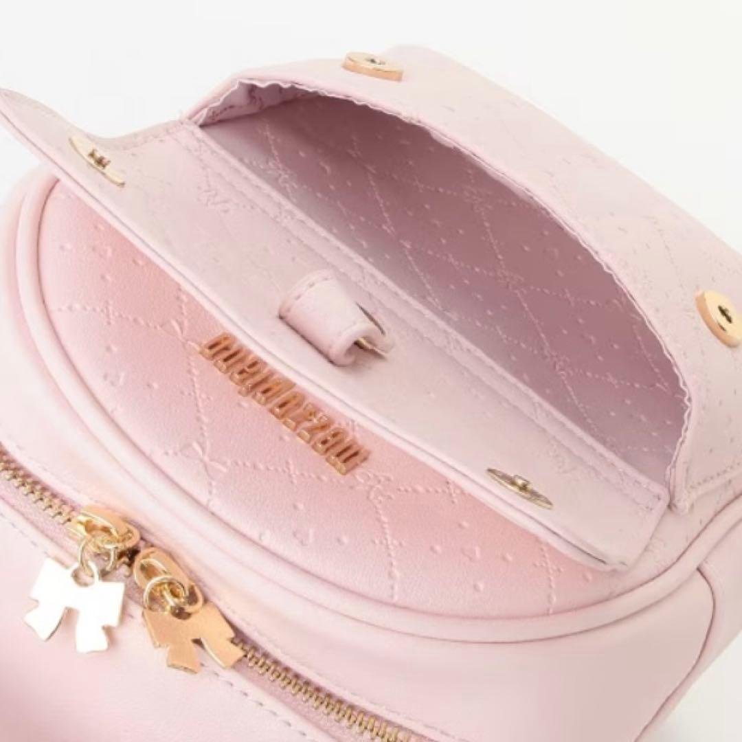 メゾピアノ モノグラム柄型押し　ミニリュック