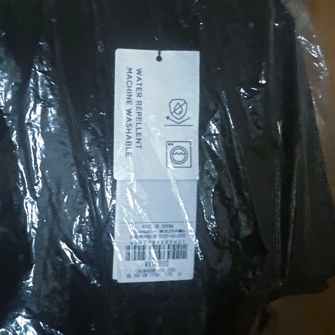 uncrave. プルーフ ダブルクロス ラッフル ブラウス. ネイビー