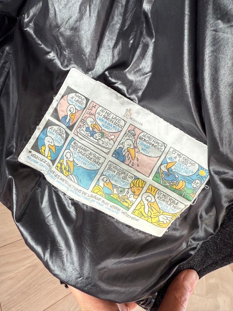 【希少】【極美品】MONCLER ブラック　ラメ　ダウンジャケット　0