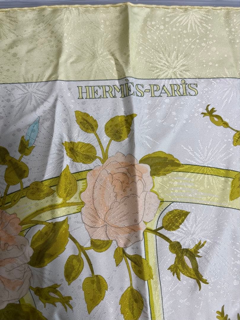 HERMES エルメス　スカーフ　カレ90