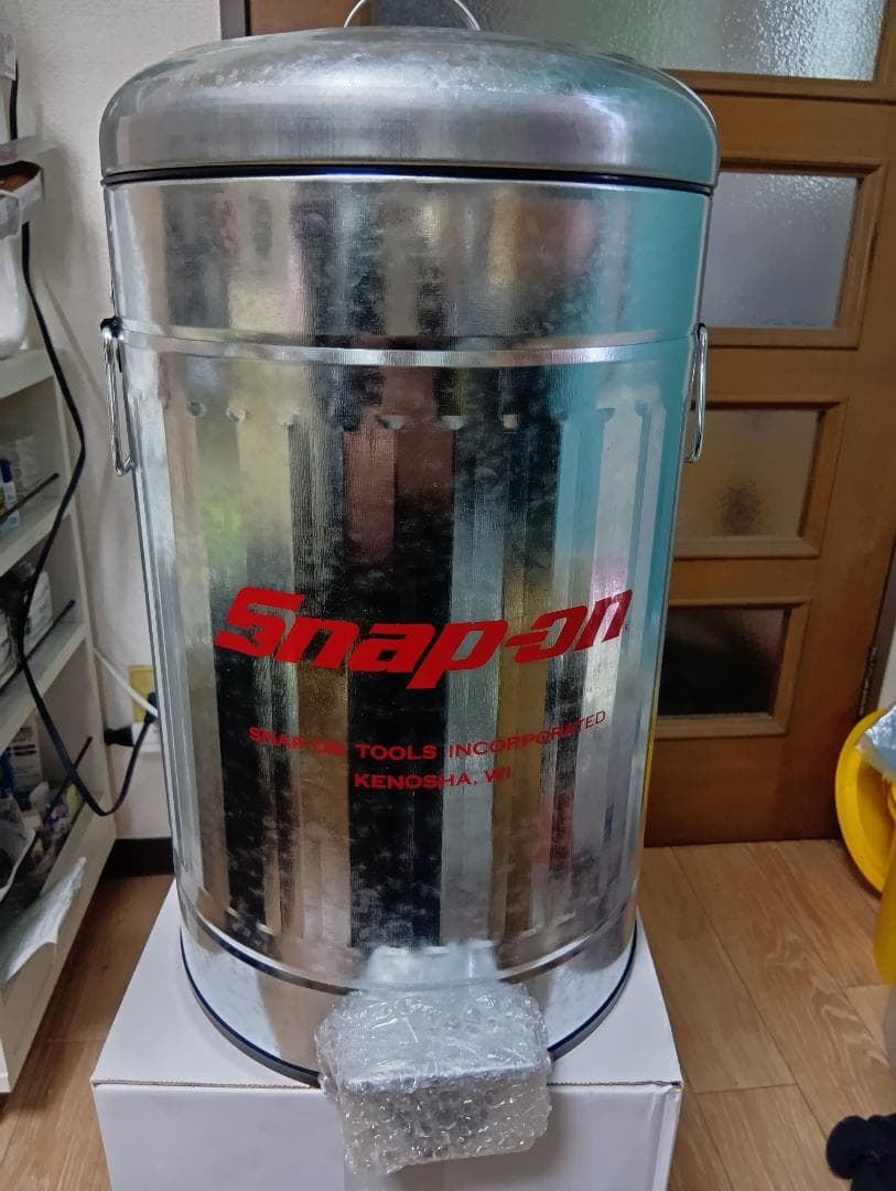 Snap-on スチール製ゴミ箱 蓋付き