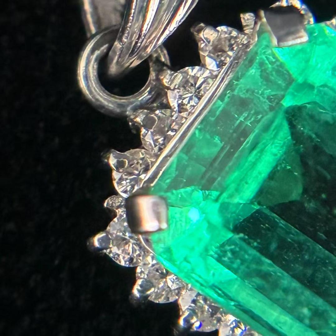 Pt900 2ct+エメラルド ダイヤモンド ペンダント