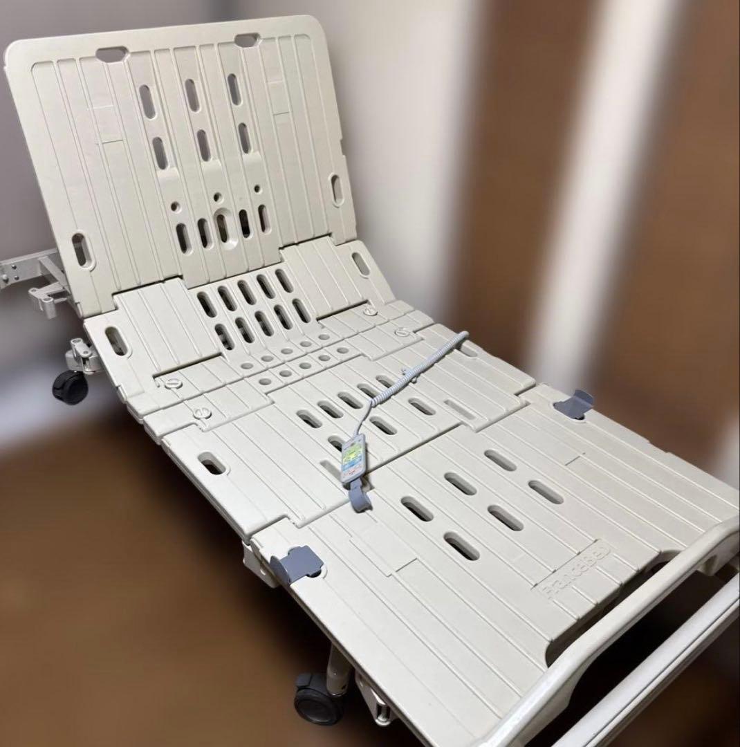 フランスベッド 電動介護用ベッド 3モーター式 マットレス、手摺、その他付属付