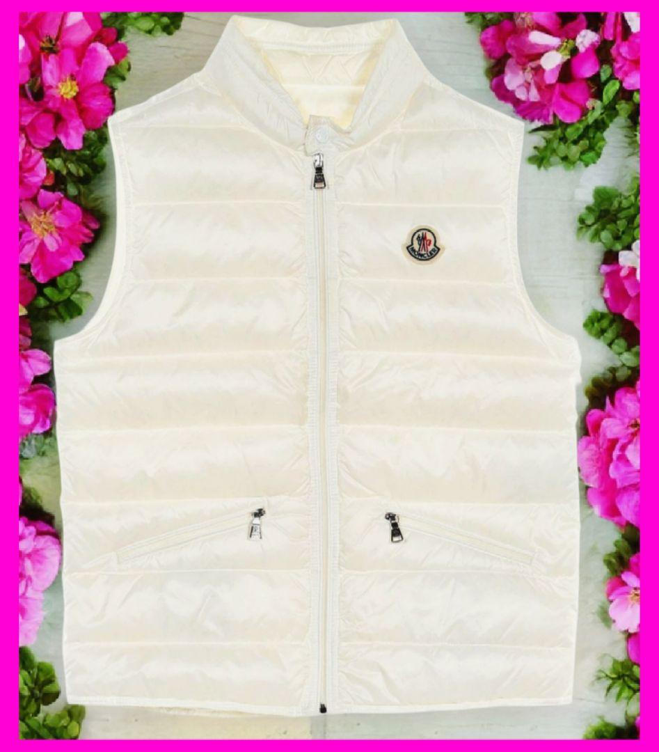 MONCLER 付属品有り！真っ白で可愛い！レア色！モンクレール　ダウン ベスト