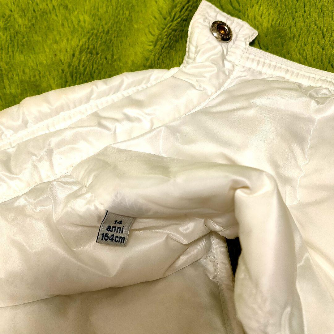 MONCLER 付属品有り！真っ白で可愛い！レア色！モンクレール　ダウン ベスト