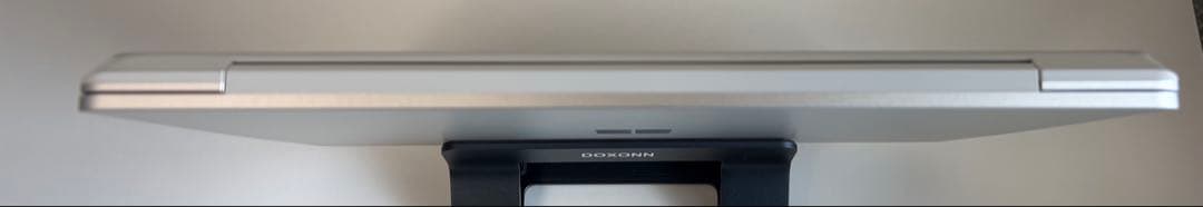 美品 Surface Laptop Go 3 バッテリー98%