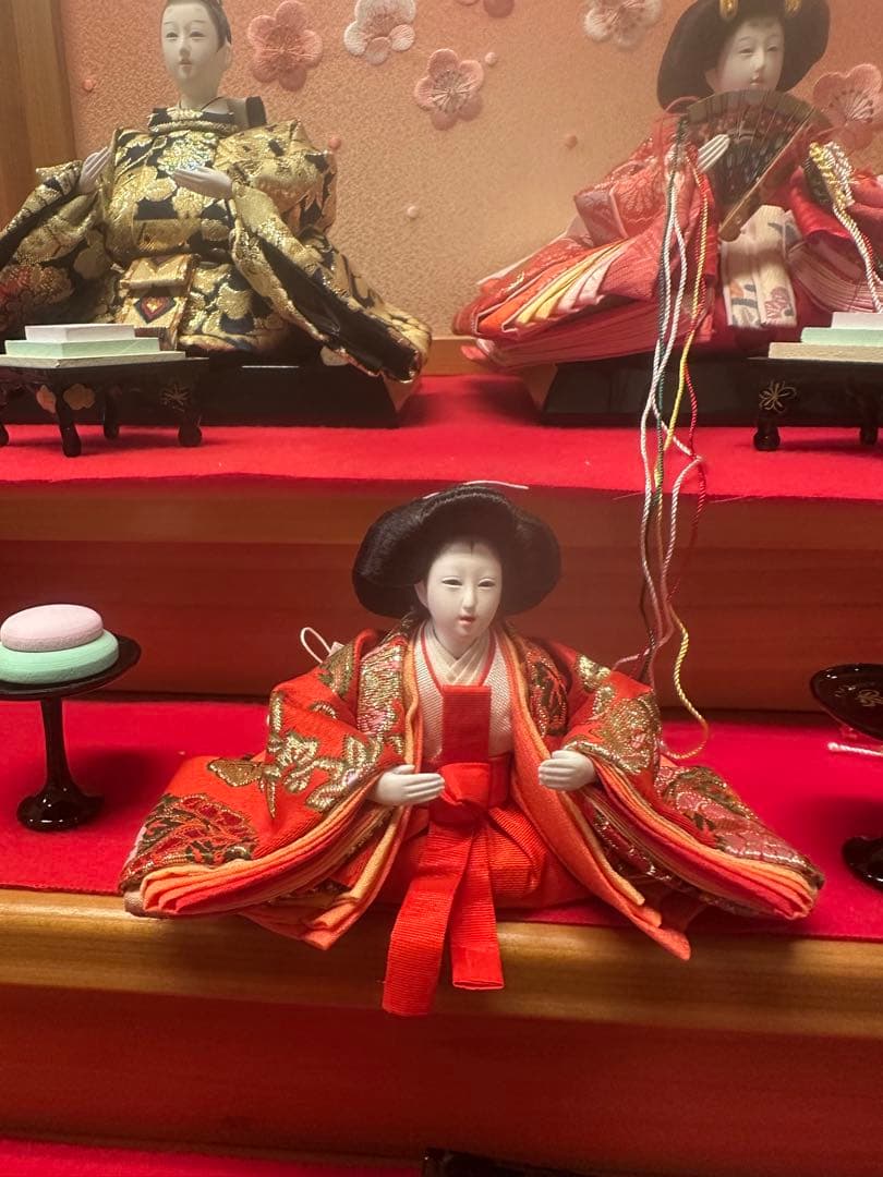 三段五人飾り 雛人形セット 木製台屏風付き （親王飾り＋三人官女／道具一式）