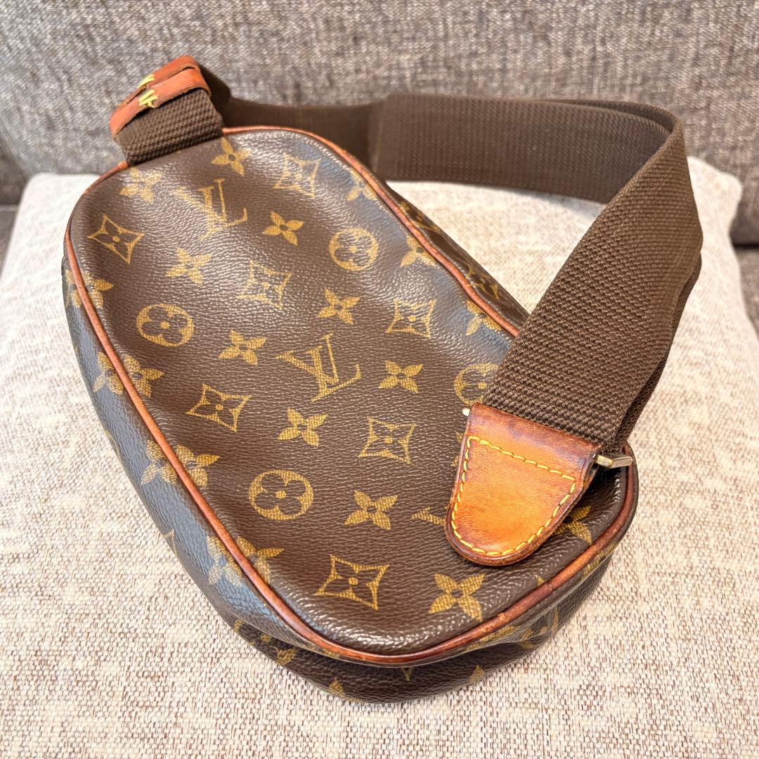 Louis Vuitton ルイ・ヴィトン モノグラム ポシェット・ガンジュ