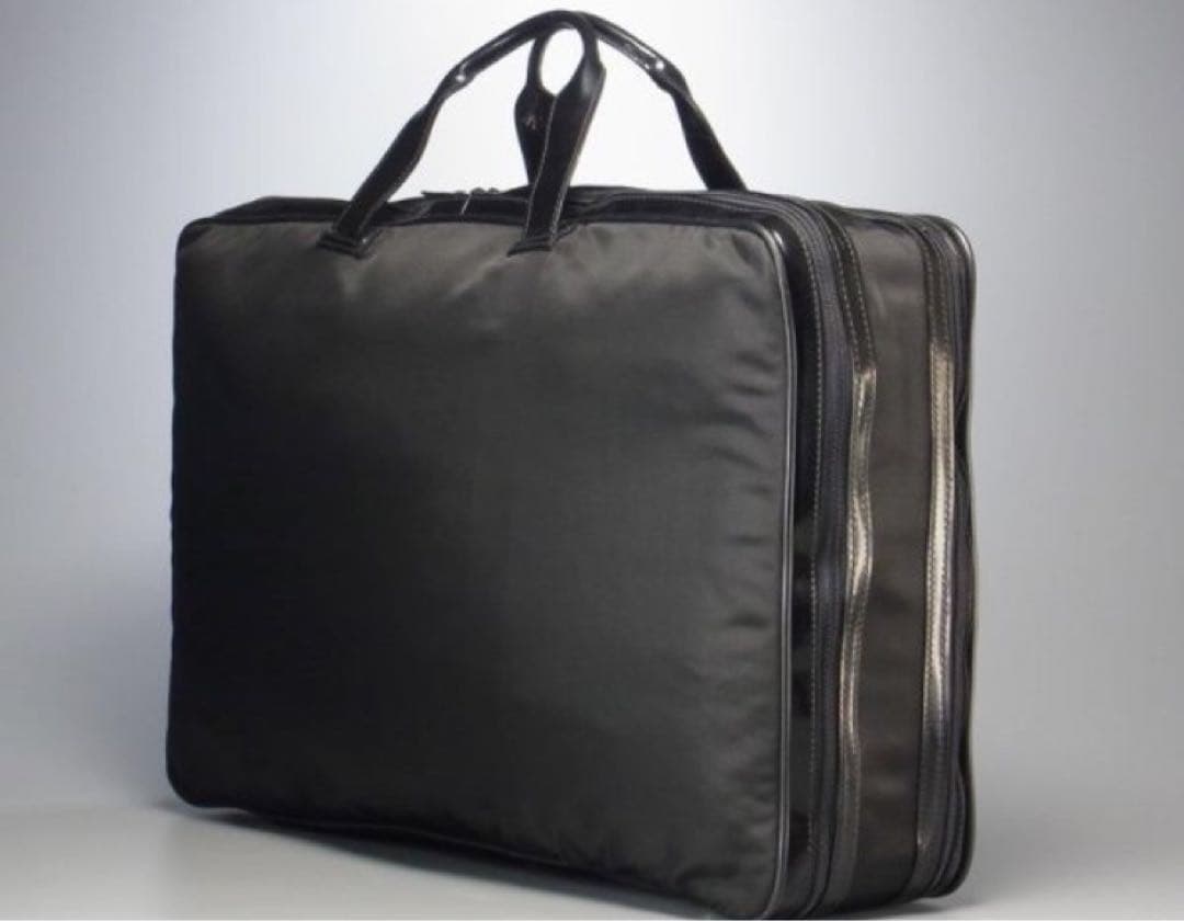 GUCCI グッチ　小旅行用バッグ