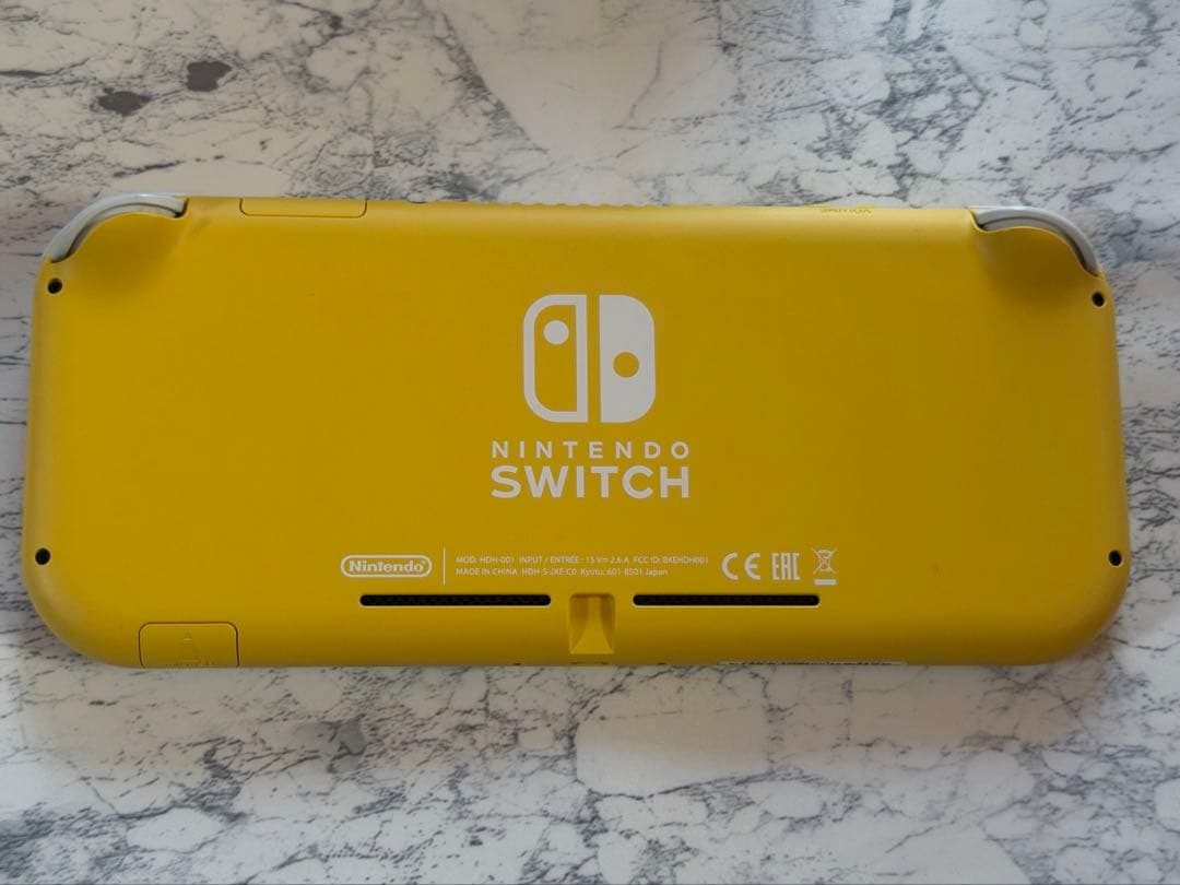 【美品/箱あり】Nintendo Switch Lite 本体　イエロー　任天堂