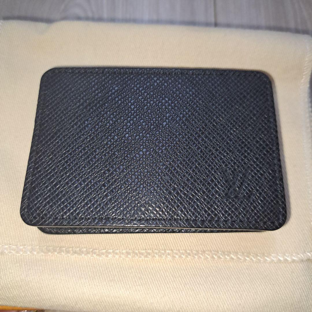 LOUIS VUITTON エピ ケース タイガ.ライン ブラック