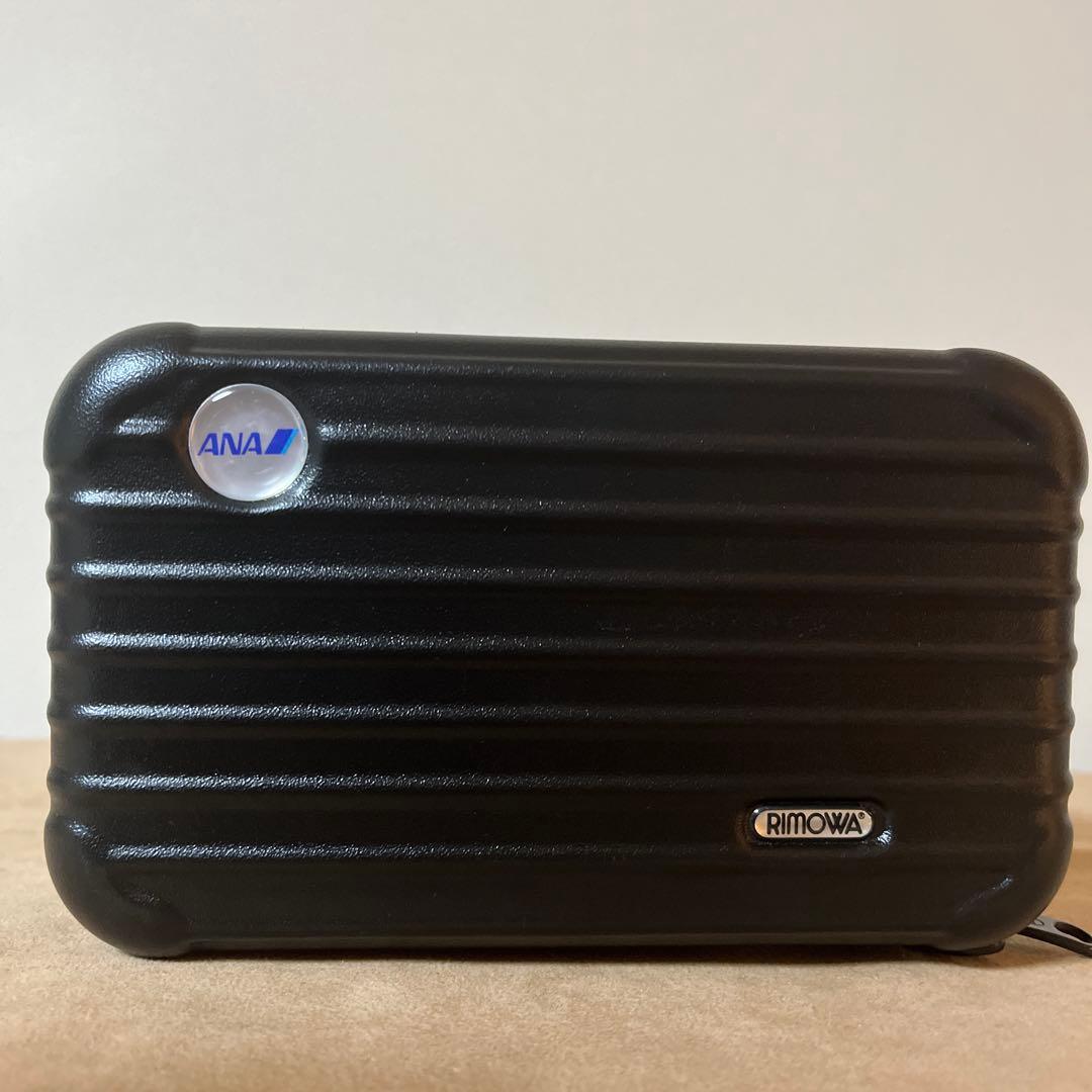 ANA 国際線ファースト リモワRIMOWA アメニティポーチ 黒