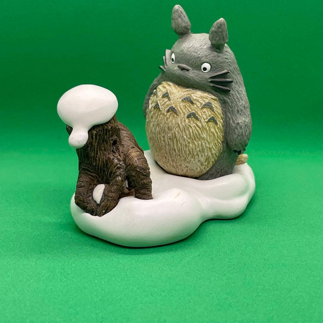 レア　希少品　となりのトトロ　雑木林のトトロたち　シマリスの冬眠　置物