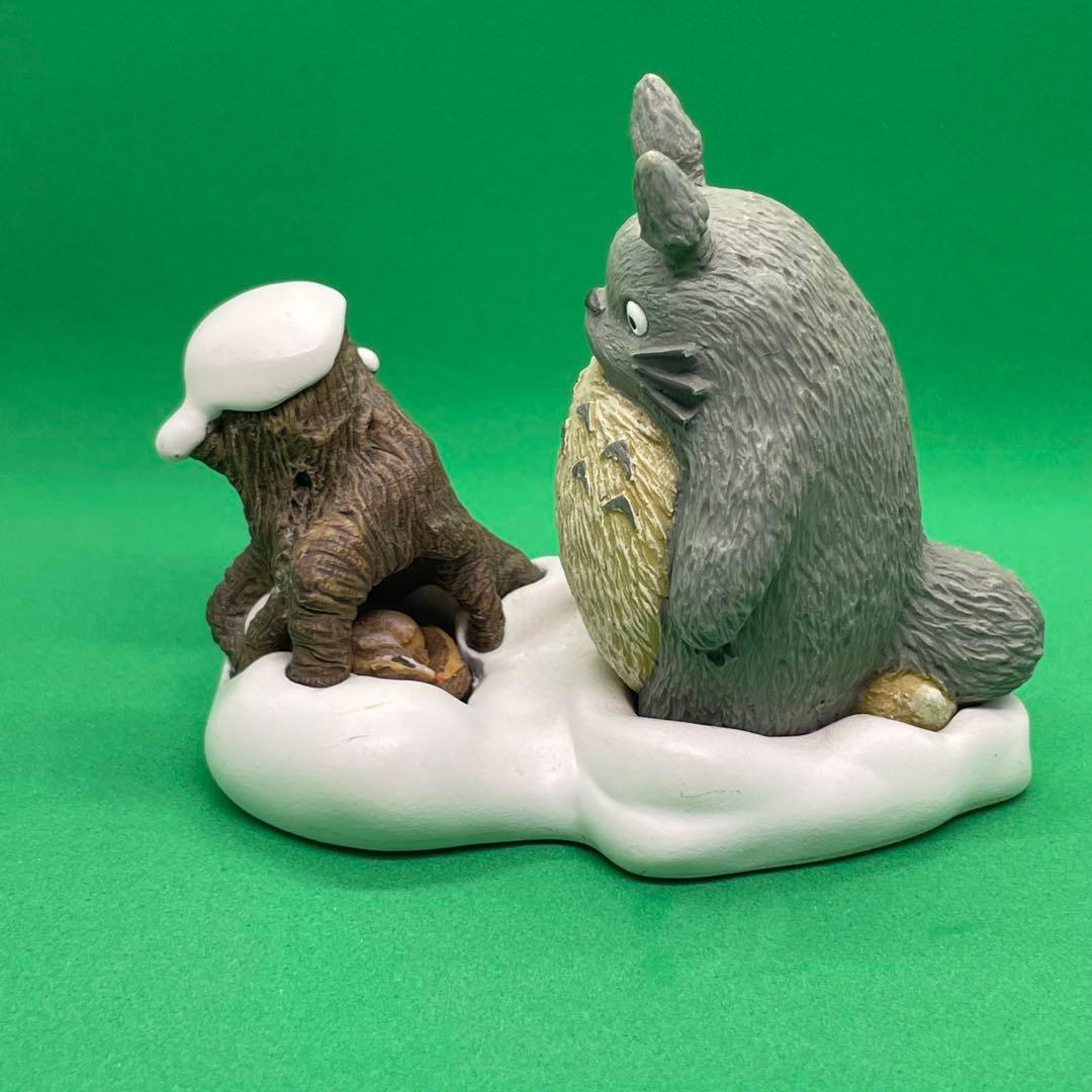 レア　希少品　となりのトトロ　雑木林のトトロたち　シマリスの冬眠　置物