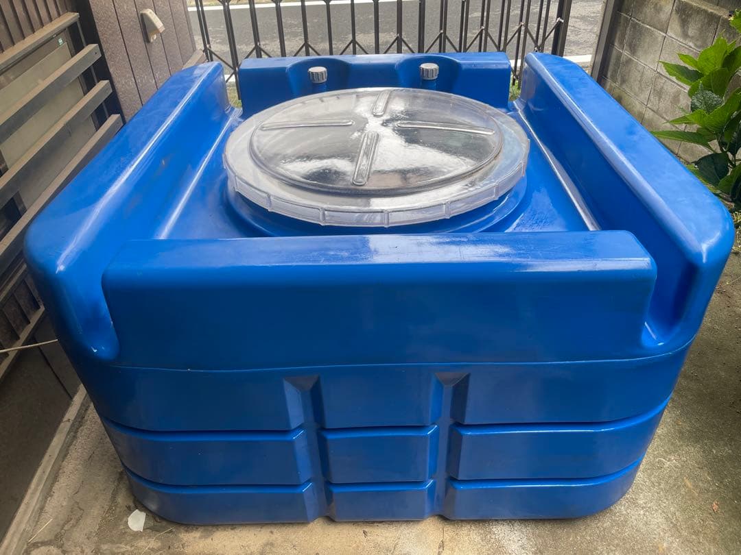 スイコー　活魚タンク　1000リッター　バルブ付き