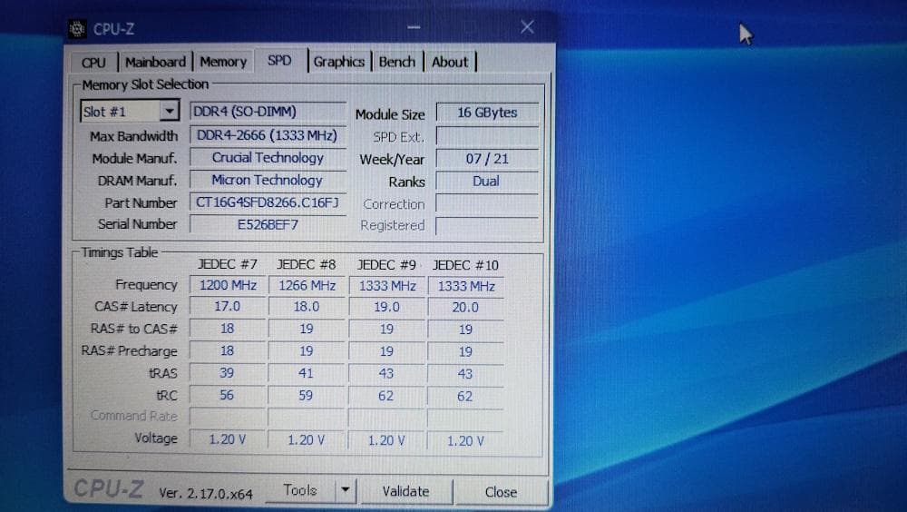 Crucial 16GB DDR4-2666 SO-DIMM メモリー