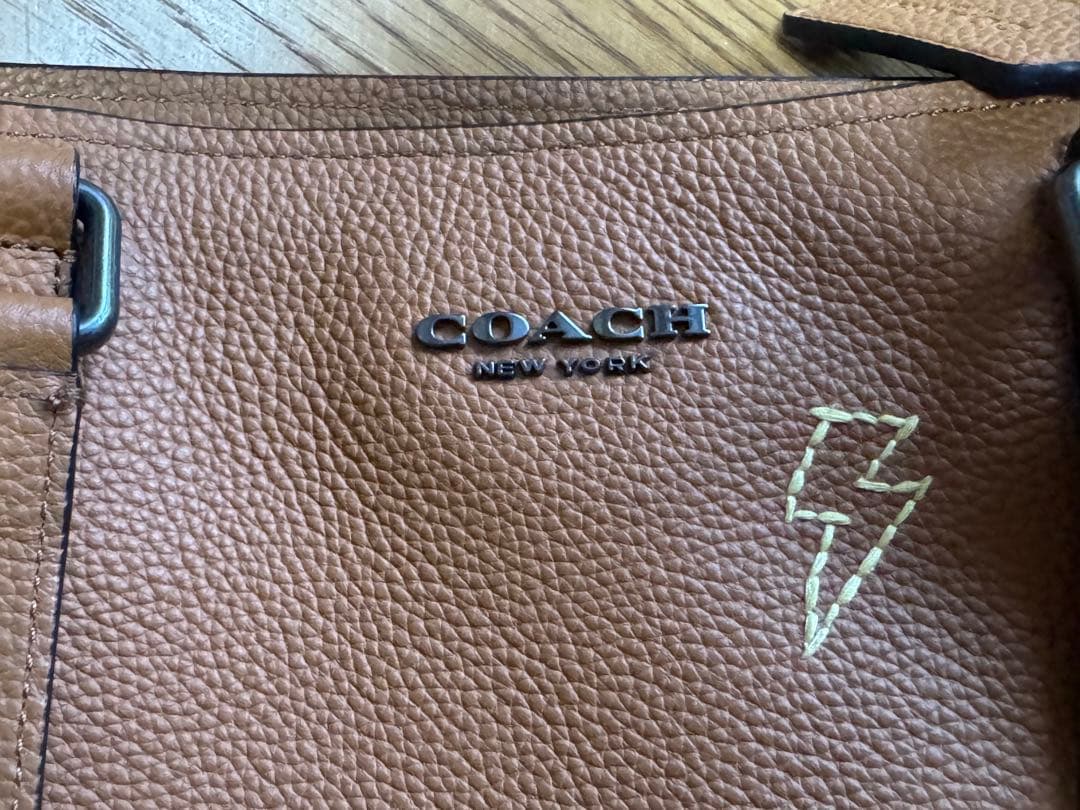 COACH ブラウン 2ウェイトートバッグ 刺繍デザイン　値下げしました