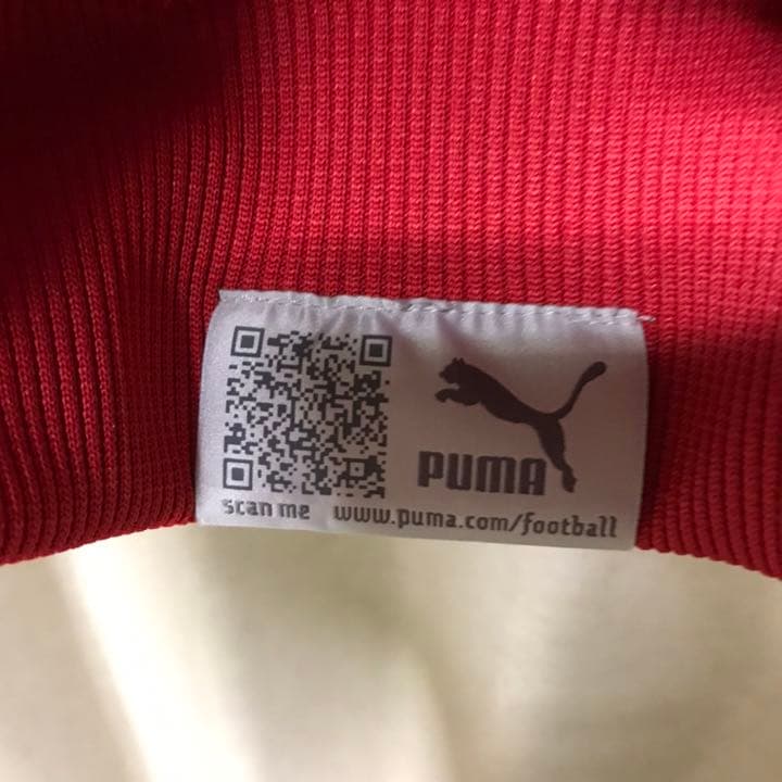 新品PUMA FOOTBALL ARCHIVES トラックジャケット スペイン