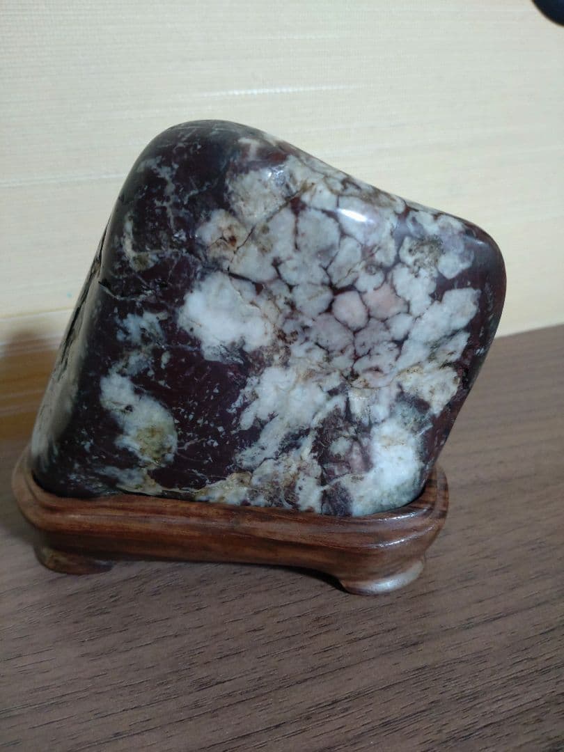 K*0様 菊花石 ピンク花　孔雀部分　根尾 鑑賞石 水石 自然石　木製・花梨の台