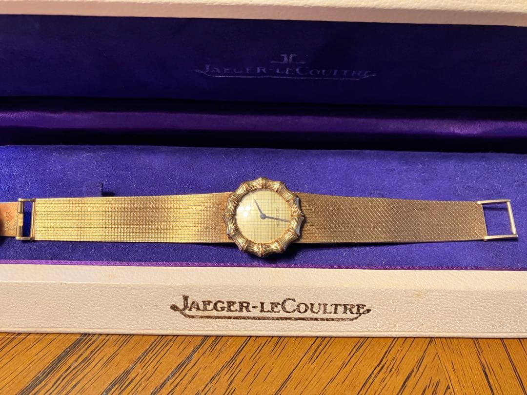 ジャガールクルト　ゴールドドレスウォッチ　レディース腕時計