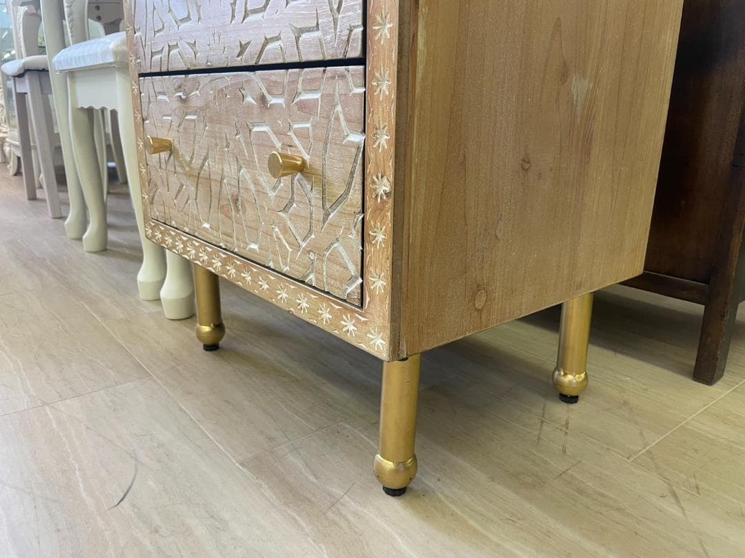 チェスト　4段　彫刻　北欧風　アジアン　木製チェスト　収納　木製　北欧家具　木