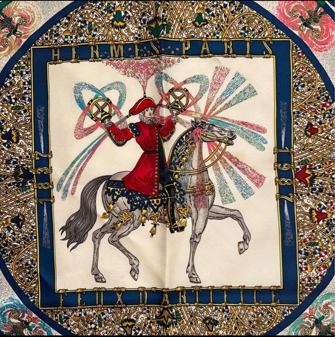 エルメス　スカーフ　花火　赤　小さい