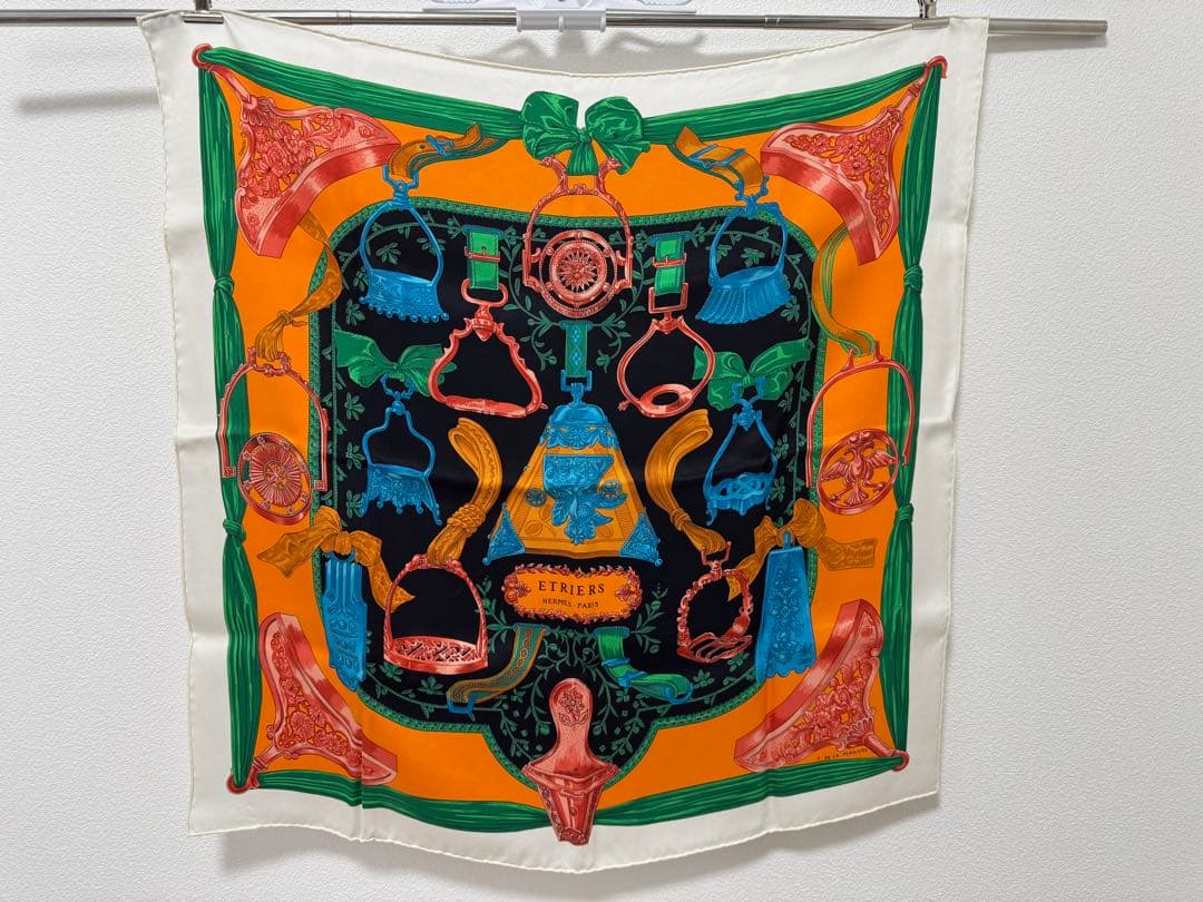 HERMES エトリエ シルクスカーフ レア70