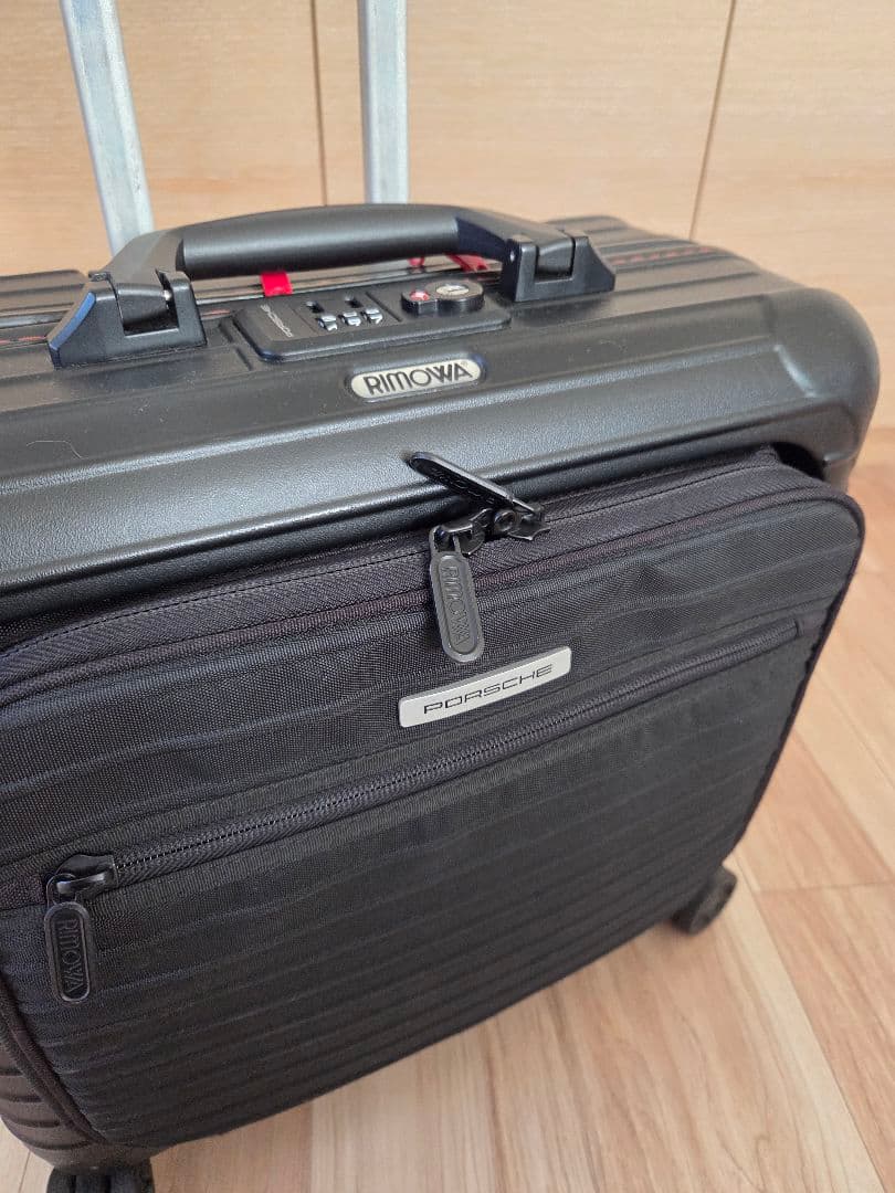 Porsche　リモア　 ブラック キャリーケース